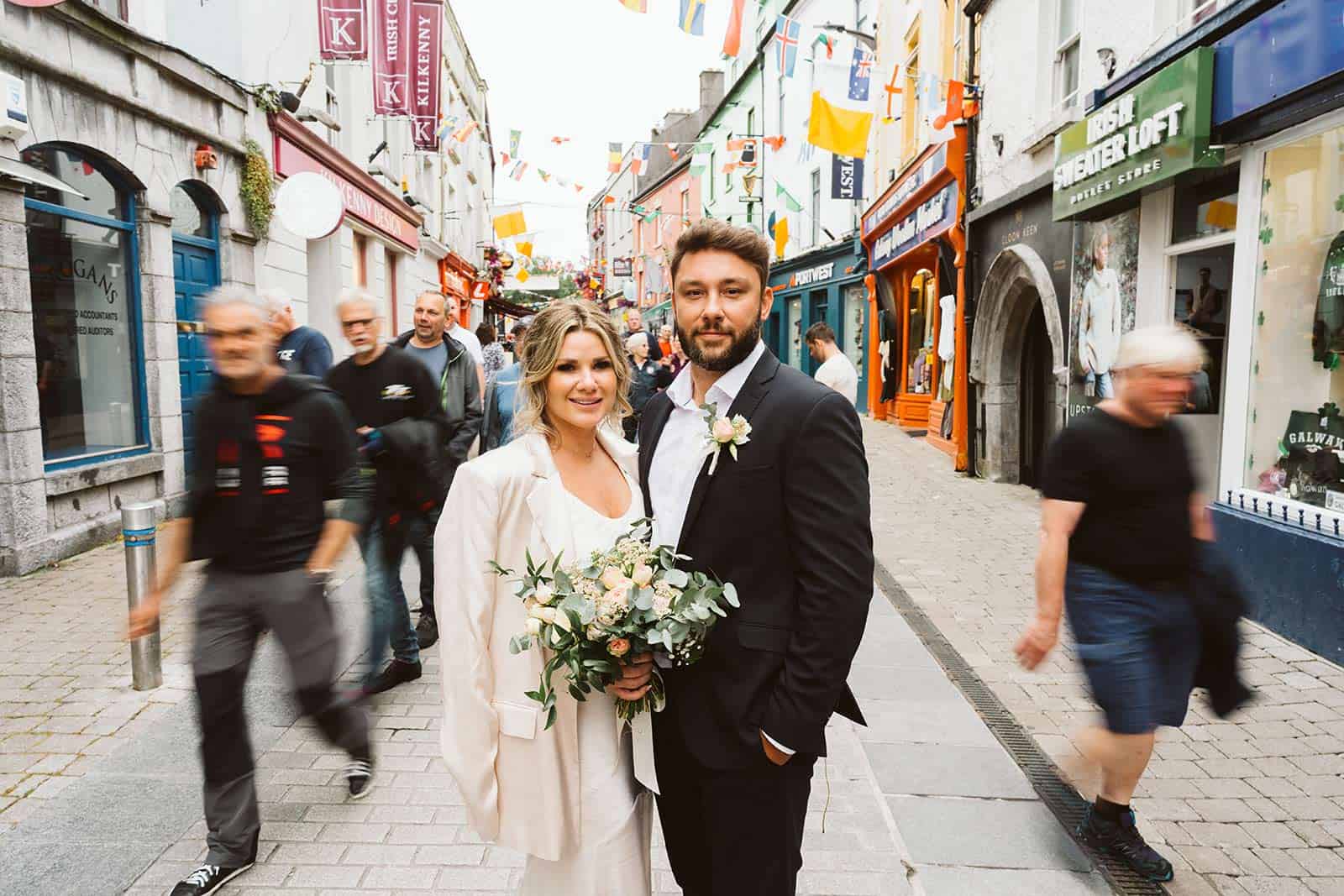 couple eloping in Ireland in Galway
